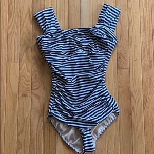 Albion Swimsuit One Piece - size small